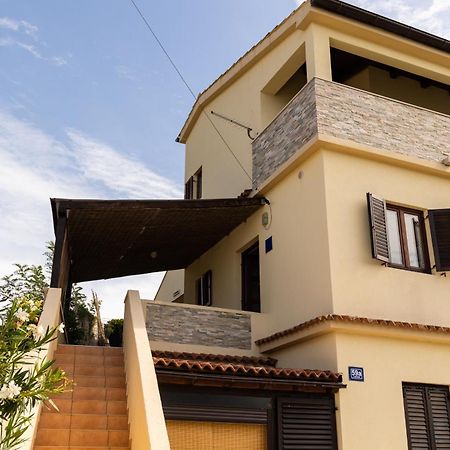 Apartman Marija 2 Лопар Екстериор снимка